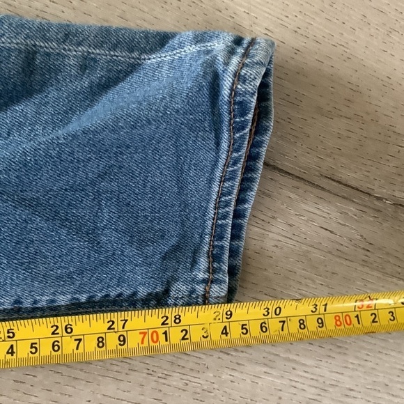 American Eagle Outfitters Mom Jeans size 6 long light wash high waist - Picture 12 of 14